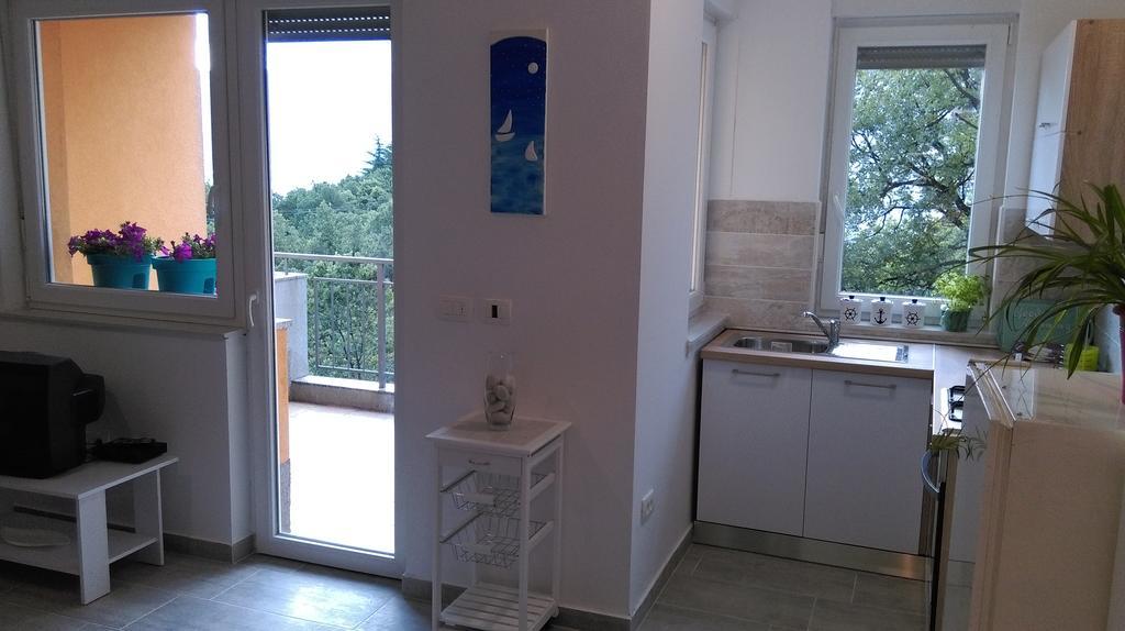 Apartment Julie 4 Rijeka Eksteriør billede